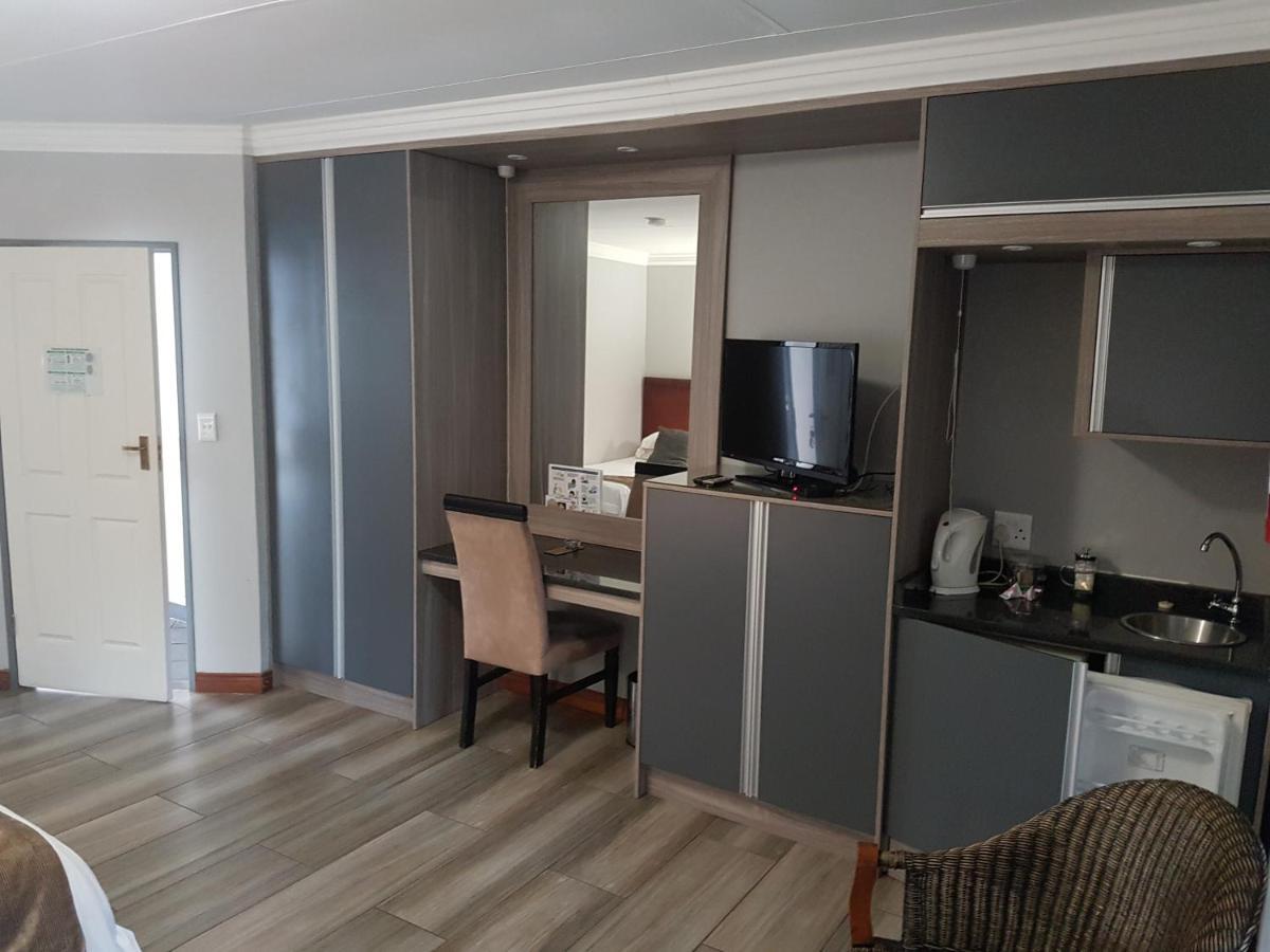 Cornerstone Guest Lodge Pretoria Luaran gambar