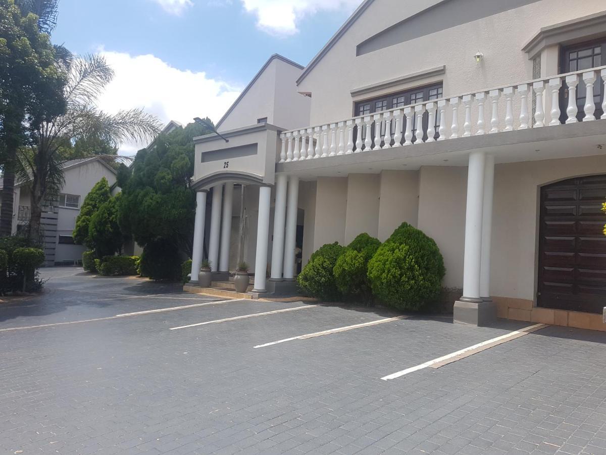 Cornerstone Guest Lodge Pretoria Luaran gambar
